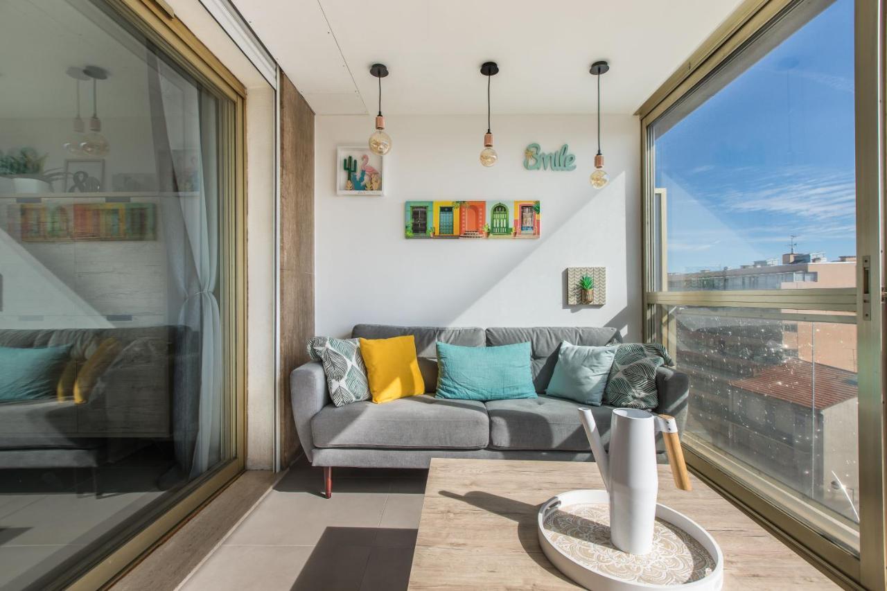 Lb Vacation Rentals I Admire Panoramic Ocean Views Through Walls Of Windows Cannes Bagian luar foto