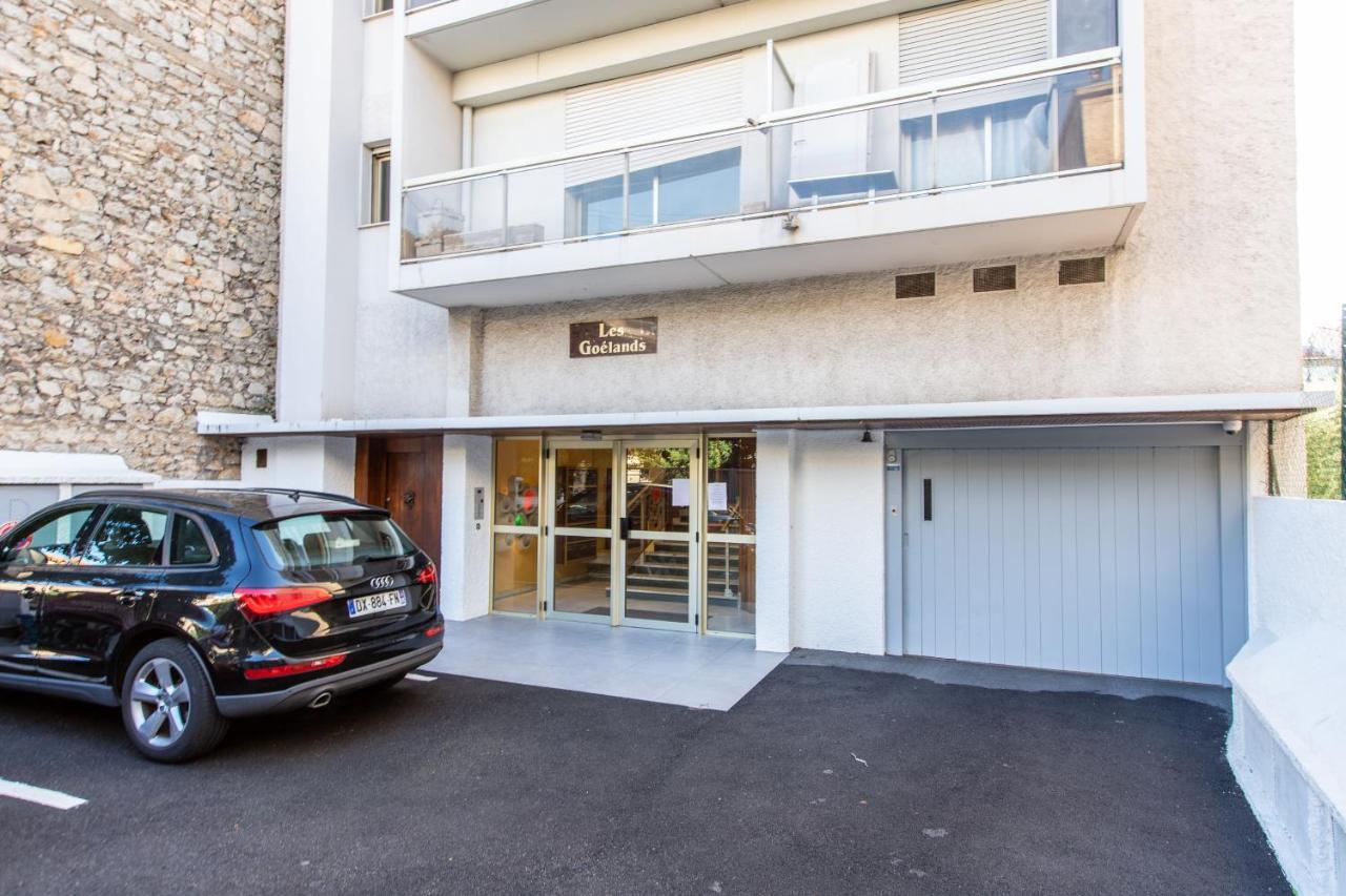 Lb Vacation Rentals I Admire Panoramic Ocean Views Through Walls Of Windows Cannes Bagian luar foto