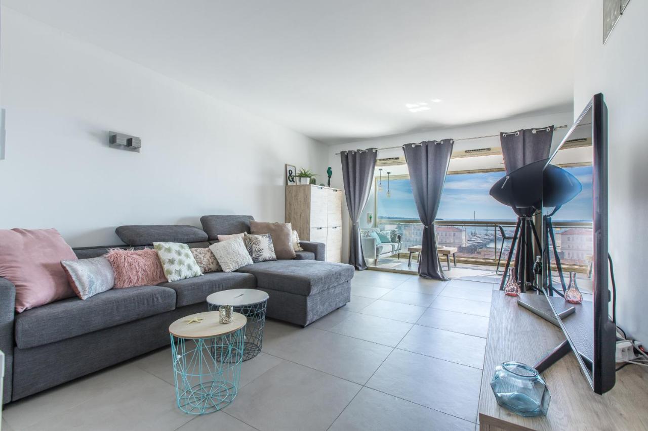 Lb Vacation Rentals I Admire Panoramic Ocean Views Through Walls Of Windows Cannes Bagian luar foto